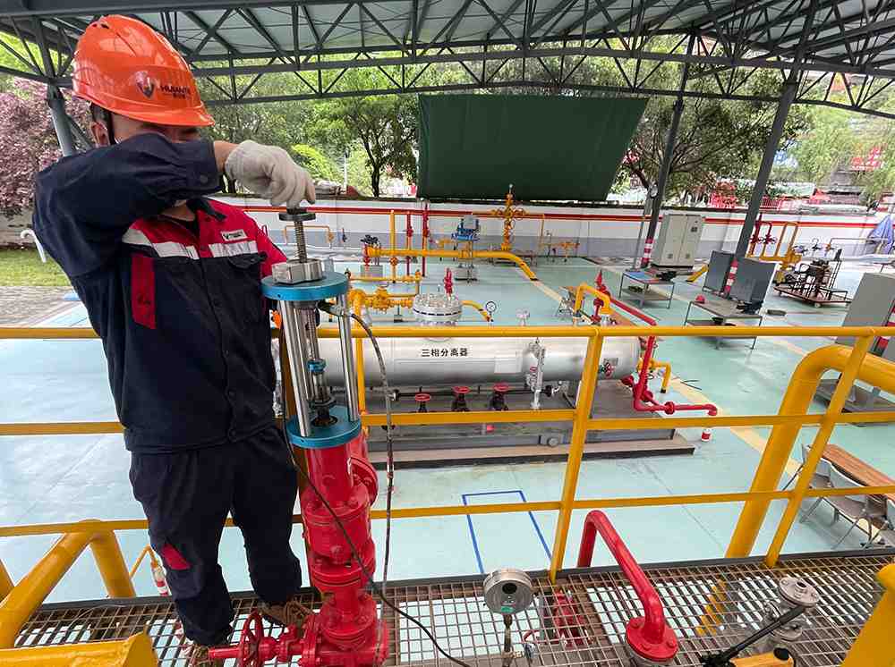 弹簧式安全阀在线检测